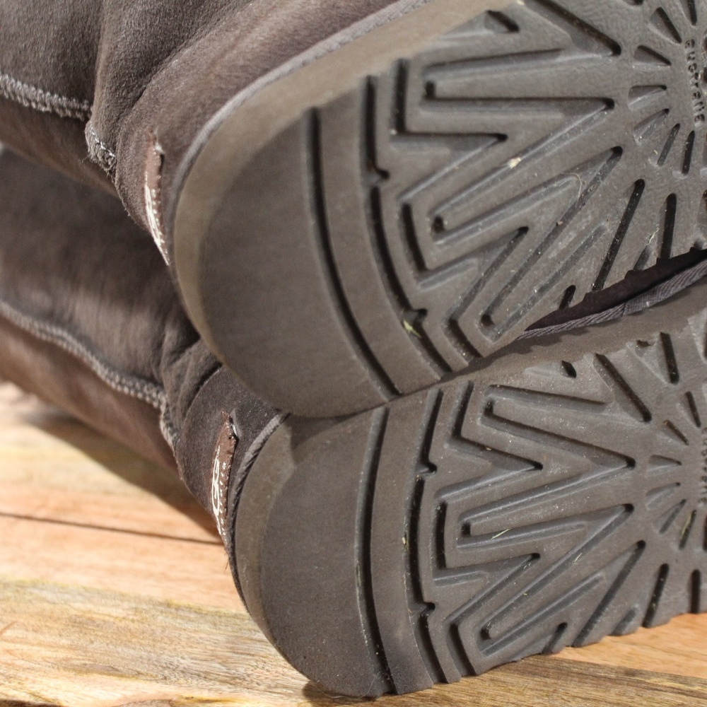 Bailey Ugg Three Button Boot Chocolate Brown - image 6